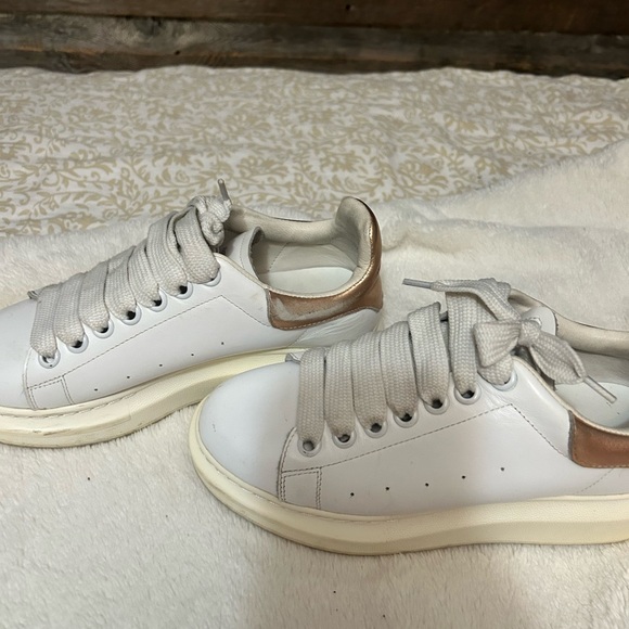 Alexander McQueen sneakers - Picture 9 of 10